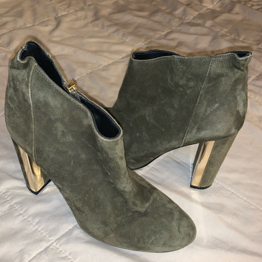 Green faux suede boot heels